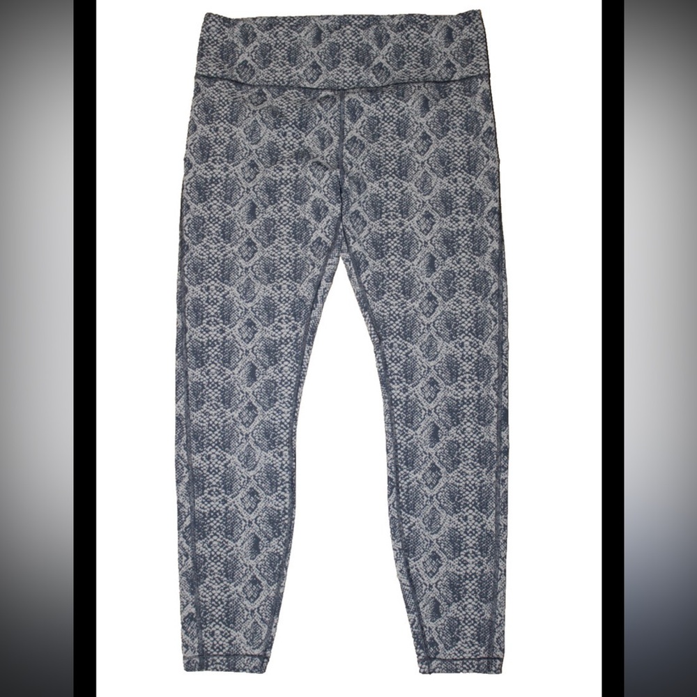 Athleta Gray and Cream Patterned Leggings